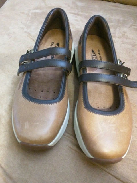 Pin on minimalist shoes