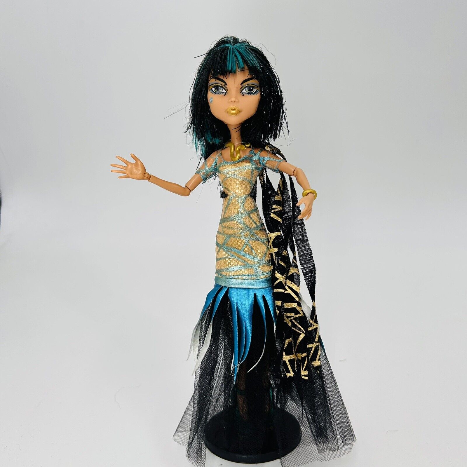 Monster High Halloween BCH88 Doll 'Cleo of the Nile'  Monster high ghouls  rule, Monster high dolls, Monster high