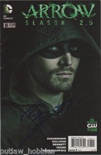 Arrow DC Comic's Issue #8 Season 2.5 Stephen Amell Autographed Signed DC Comic B