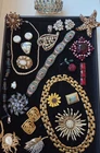 Vintage Costume Jewelry  Lot