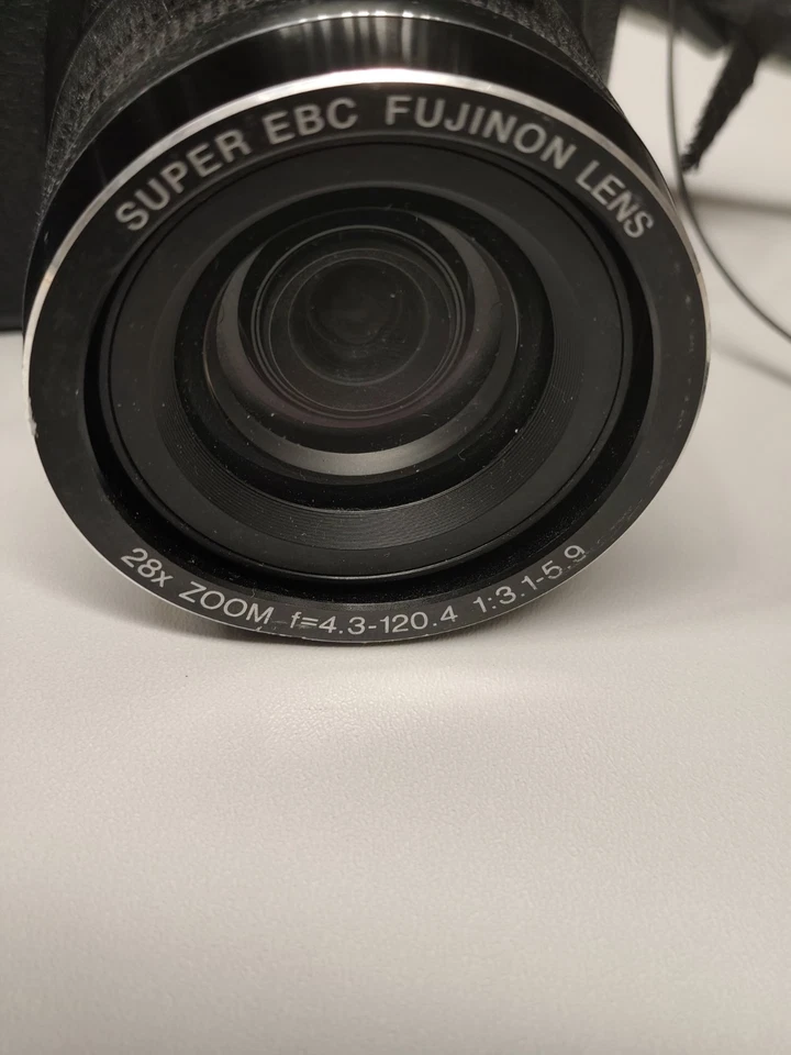 Fujifilm FinePix S4400, Foto 2 von 5