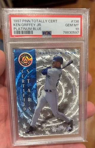 1997 PINNACLE TOTALLY CERTIFIED KEN GRIFFEY JR #136 Blue /1999 PSA 10 Gem Mint