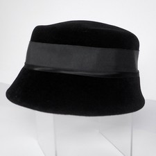 VTG Jo Lyn Black Velvet Bucket Cloche Hat Ribbon Satin Band FLAW MISSING BOW