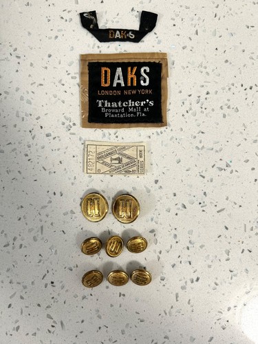 Daks authentic vintage gold metal monogram logo blazer replacement button set 8