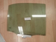 43R-001025 Mercedes-Benz W210 E320  Elegance Limousine T&uuml;rscheibe hinten rechts