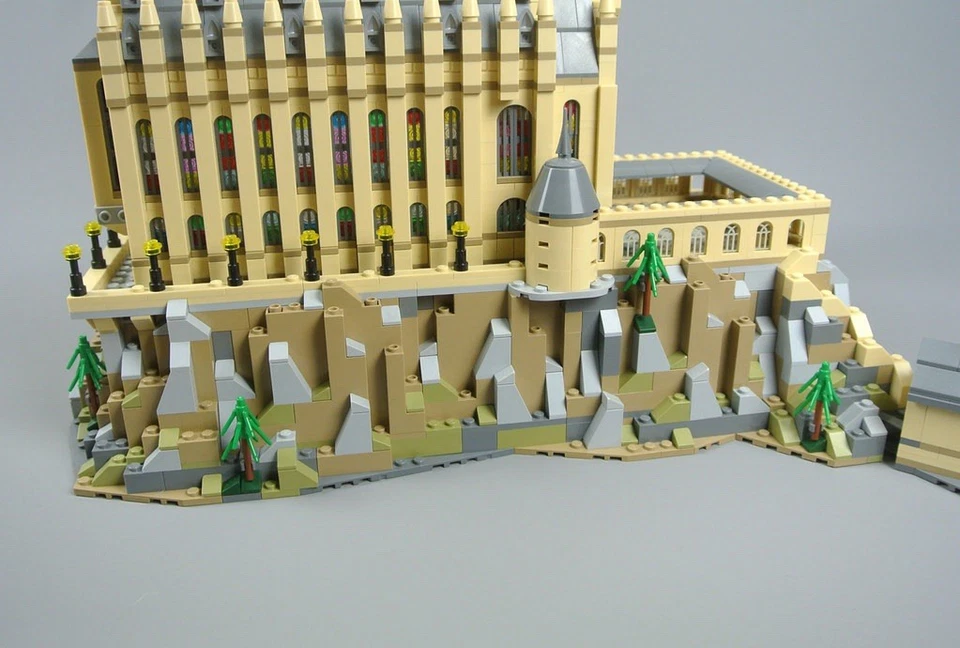 Hogwarts Castle Set (71043) With 6020 Pieces.Generic 🧱. Read description! - Image 4 of 4
