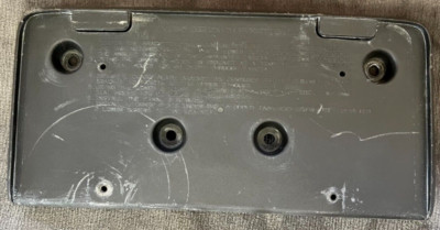 2010-2015 Chevrolet Equinox Front License Plate Bracket - OEM - 25798733