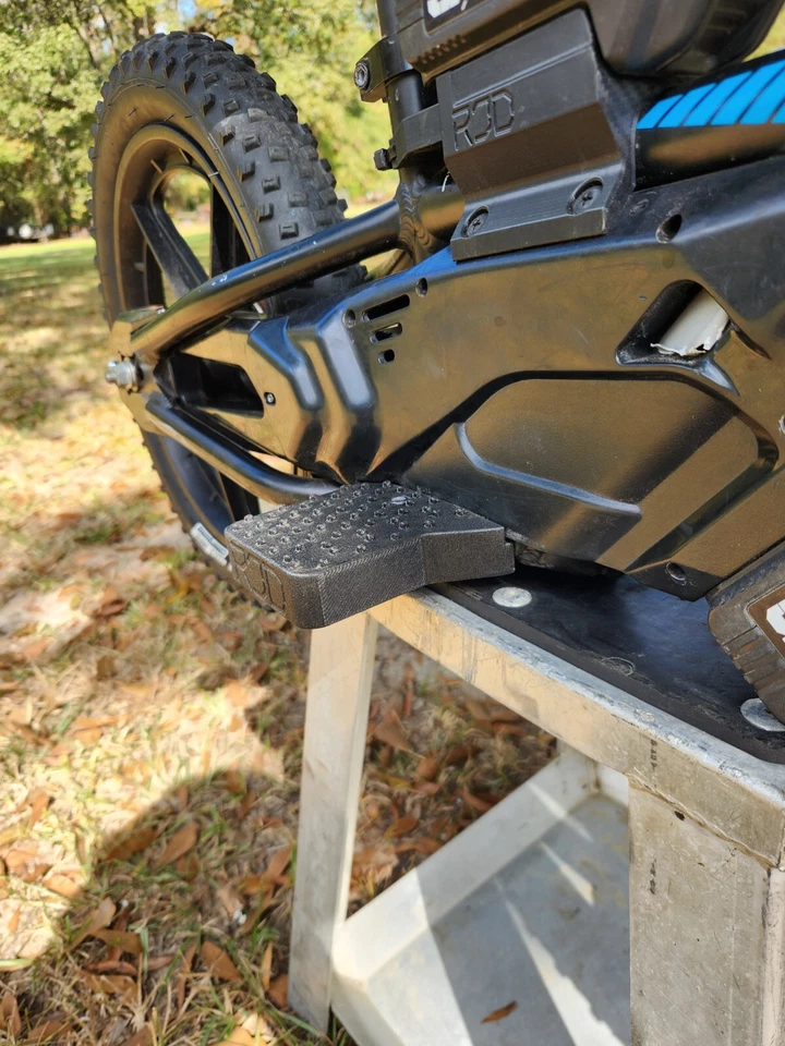 Набор закаленных широких ножных колышков Stacyc 12e/16e RJD агрессивный захват - Изображение 4 из 4