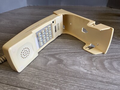 80's UDS Computer Ivory Pushbutton Phone Model TL 661 Hong Kong
