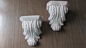 Pair of Pale Pink & White Wall Corbels 9 x 8 x 4 1/2" Excellent
