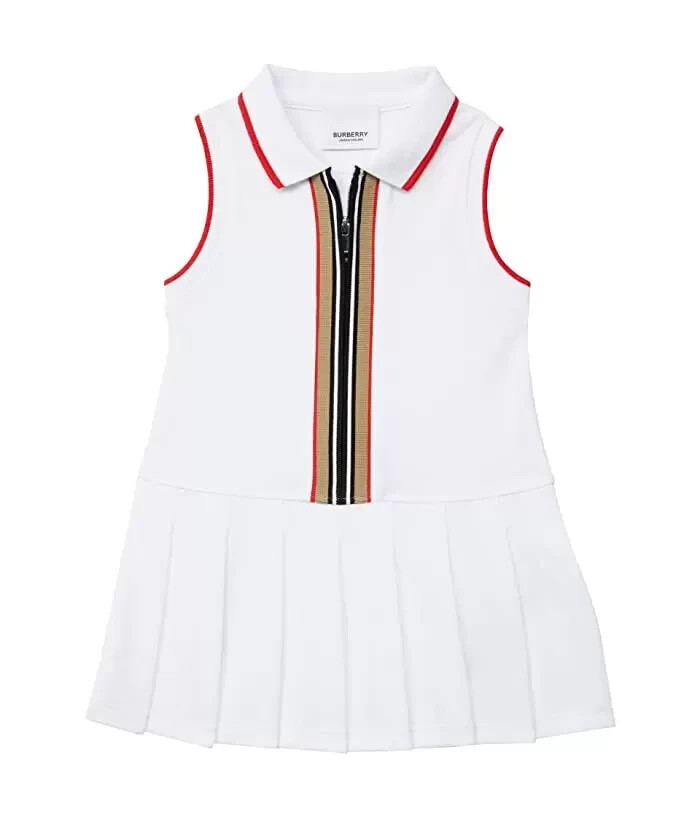 Burberry トレーナ　116cm(6Y) Burberry トレーナ 116cm(6Y)