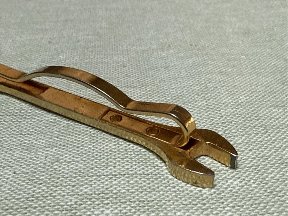 Vintage Snap On Gold Tone ¼" Wrench Money Clip Tie Bar 3" - Image 3 of 4