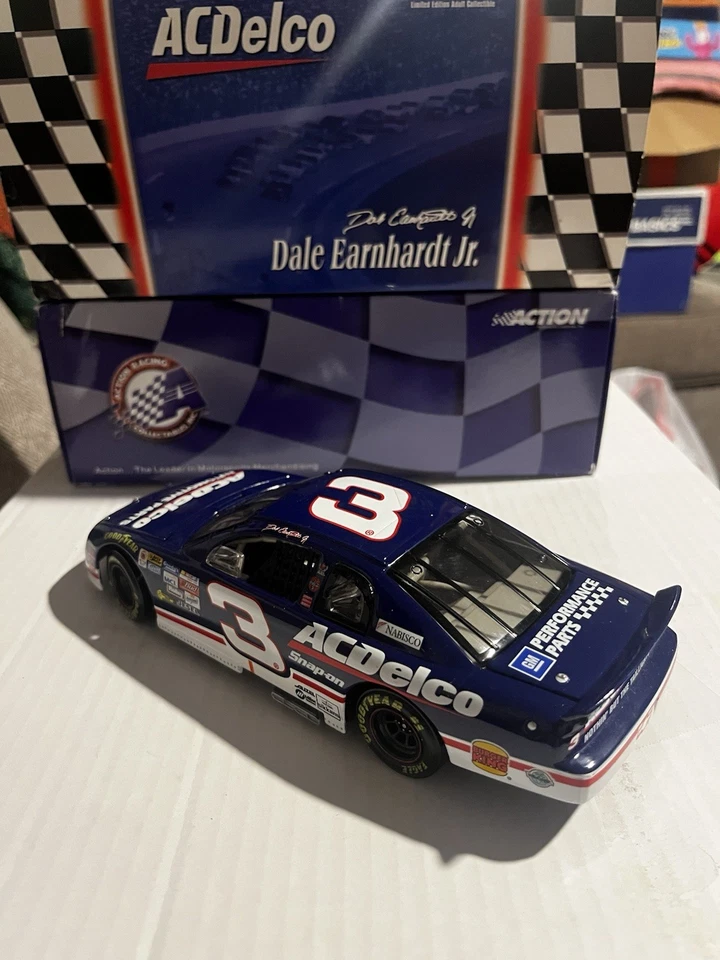 Dale Earnhardt Jr. 1999 Monte Carlo #3 ACDelco Foto 3 de 4