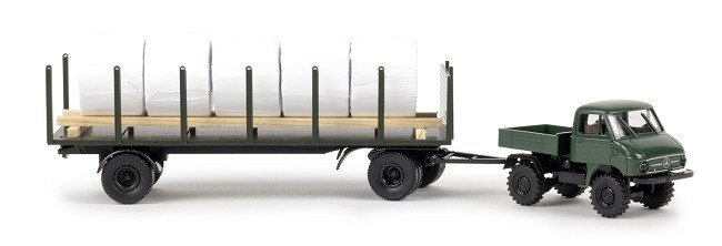 Brekina 39114 - 1/87 Unimog 411 with Stake Trailer & Cargo Hay Bales - New