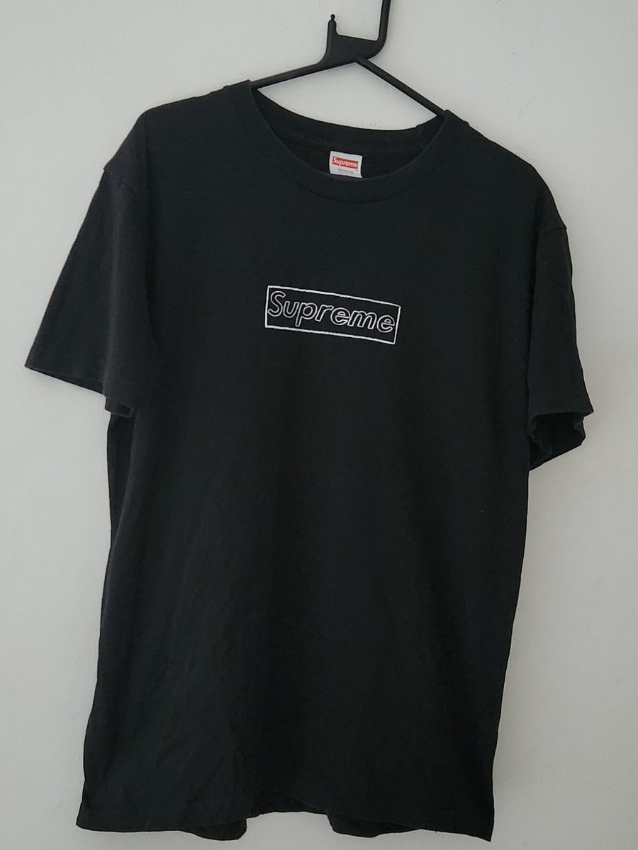 ★21SS WEEK18★Supreme KAWS Chalk Logo Tee SS21 Supreme x Kaws Chalk Logo Tee Black T-shirt Size M