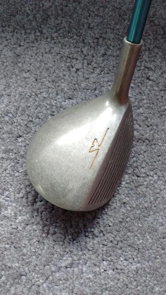 Square Two XGR Mid-Size 26 Degree # 7 Wood = LADIES = (NICE) - Image 3 of 4