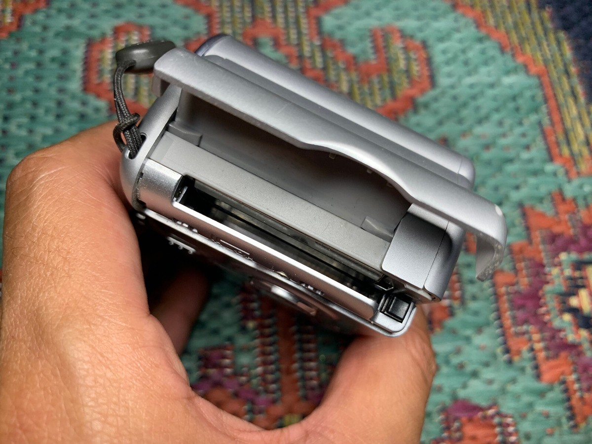 【動作確認済み】CANON POWERSHOT A75 PC1202 単三電池 Canon PowerShot A75 Batteries Replacement - iFixit Repair Guide