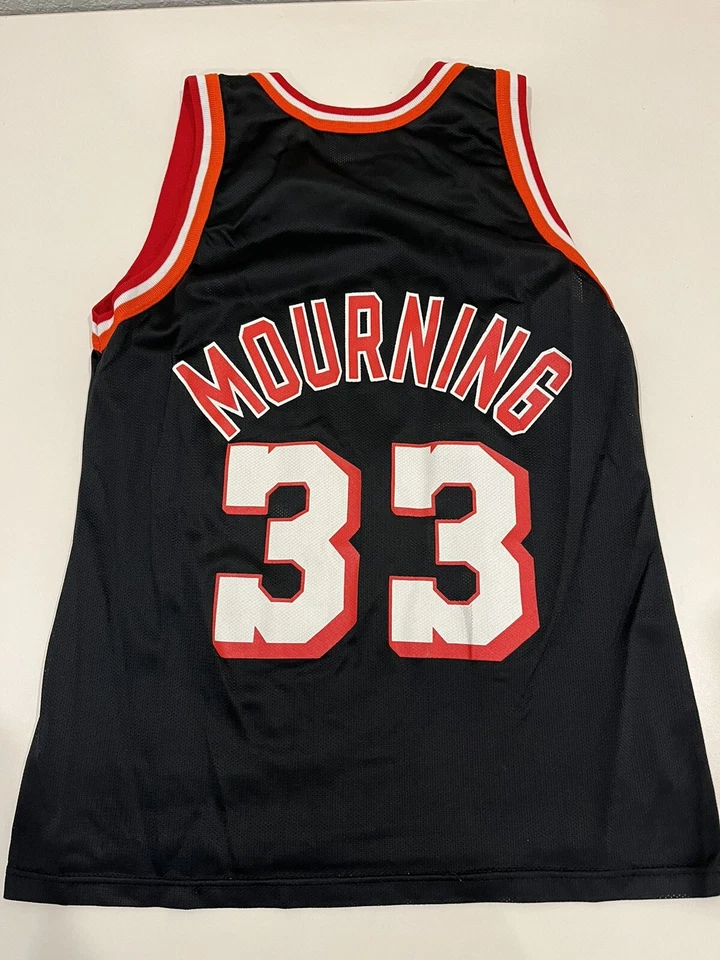 Camiseta masculina Black Champion Miami Heat Alonzo Mourning 40 M média - Imagem 4 de 4