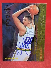 Greg Ostertag 1995-96 Fleer #302 AUTO