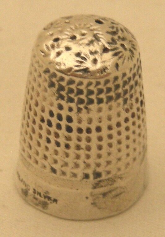 AMERICAN STERLING SILVER THIMBLE NO 10