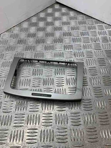 VW PASSAT B6 3C2 Dekoration des Navigationsbildschirms 3C0858069M 1.90 30532165