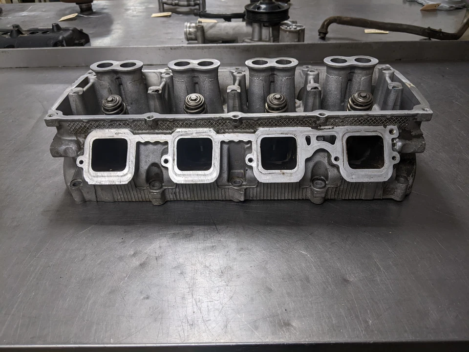 Culata derecha para 11-15 Ram 3500 5.7 53021616DE Hemi lado pasajero Foto 3 de 4