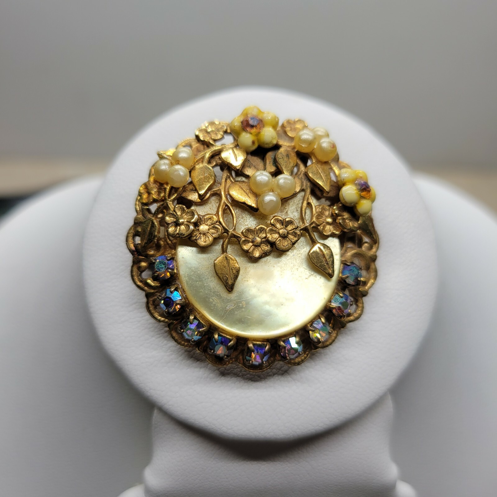 VINTAGE ART DECO INSPIRED ART GLASS & BRASS ENAMEL BR… Gem