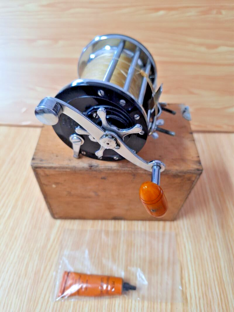 PENN SUPER LONG BEACH 68 REEL - With wooden box and oil- (USA) | eBay