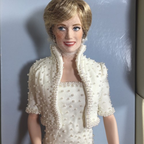 FRANKLIN MINT PRINZESSIN DIANA PUPPE MEMORABILLIA HISTORISCHES SAMMLERSTÜCK - Bild 8 von 12