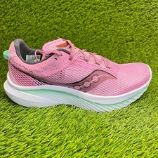 Saucony Kinvara 14 Womens Size 10 Pink White Athletic Running Shoes Sneakers