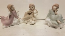 ANGELI TRIS STILE CAPODIMONTE REALIZZATO E DIPINTO A MANO PORCELLANA 10X9 CM