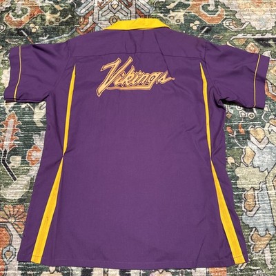 Vintage Hilton Active Apparel Bowling Shirt Size M men s Purple Back Logo EUC