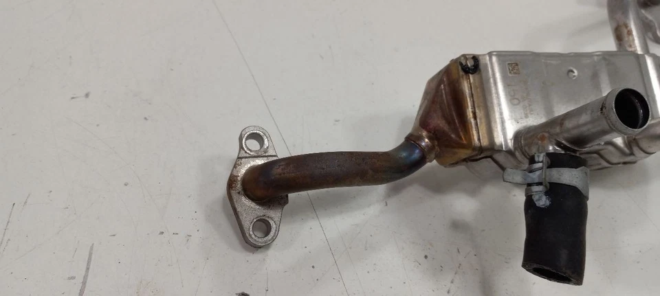 Tubo de válvula línea de escape Subaru Impreza EGR 2020 2019 2018 2017 Foto 3 de 4