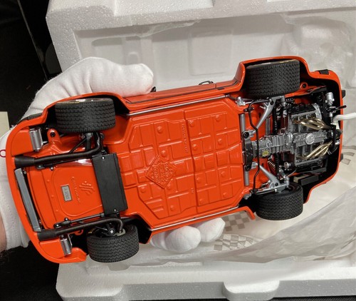 Exoto 1976 Porsche 934 RSR 1:18 Orange includes original tools (boxed) - Picture 10 of 10