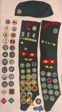 Big Lot Of Girl Scouts Merit Badge Sashes With Troops & Many Insignia Patches.