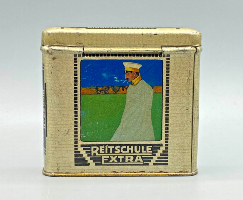 Reitschule Extra 20 Vertical Pocket Tobacco Cigarette Tin Zigarettendose 1910s - Foto 1 di 9