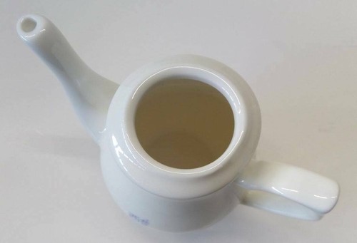 VINTAGE Hermas Hotel International Collectible Mini Teapot - Picture 4 of 6