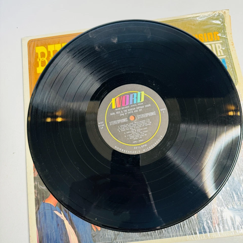 Burl Ives - The World Vision Korean Orphan Choir Faith And Joy - Vinyl Record LP - Image 4 of 4