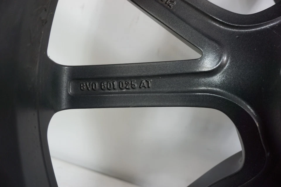 OEM Audi S3 2017 2018 8V0601025AT RIM WHEEL 8X19 - Image 4 of 4