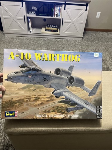 A-10 Warthog - Revell 1/48 scale unassembled aircraft kit#85-5221