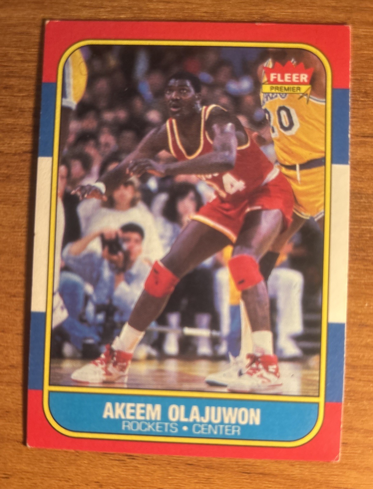 1986-87 Fleer - Hakeem Olajuwon #82 (RC)