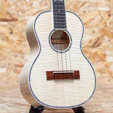 URABE UKULELE T-43DX Sycamore/Big Head/Big Tenor