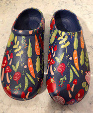 Totes Women's Garden Vegetable Print Slip-On Clogs Navy Multicolor US 8