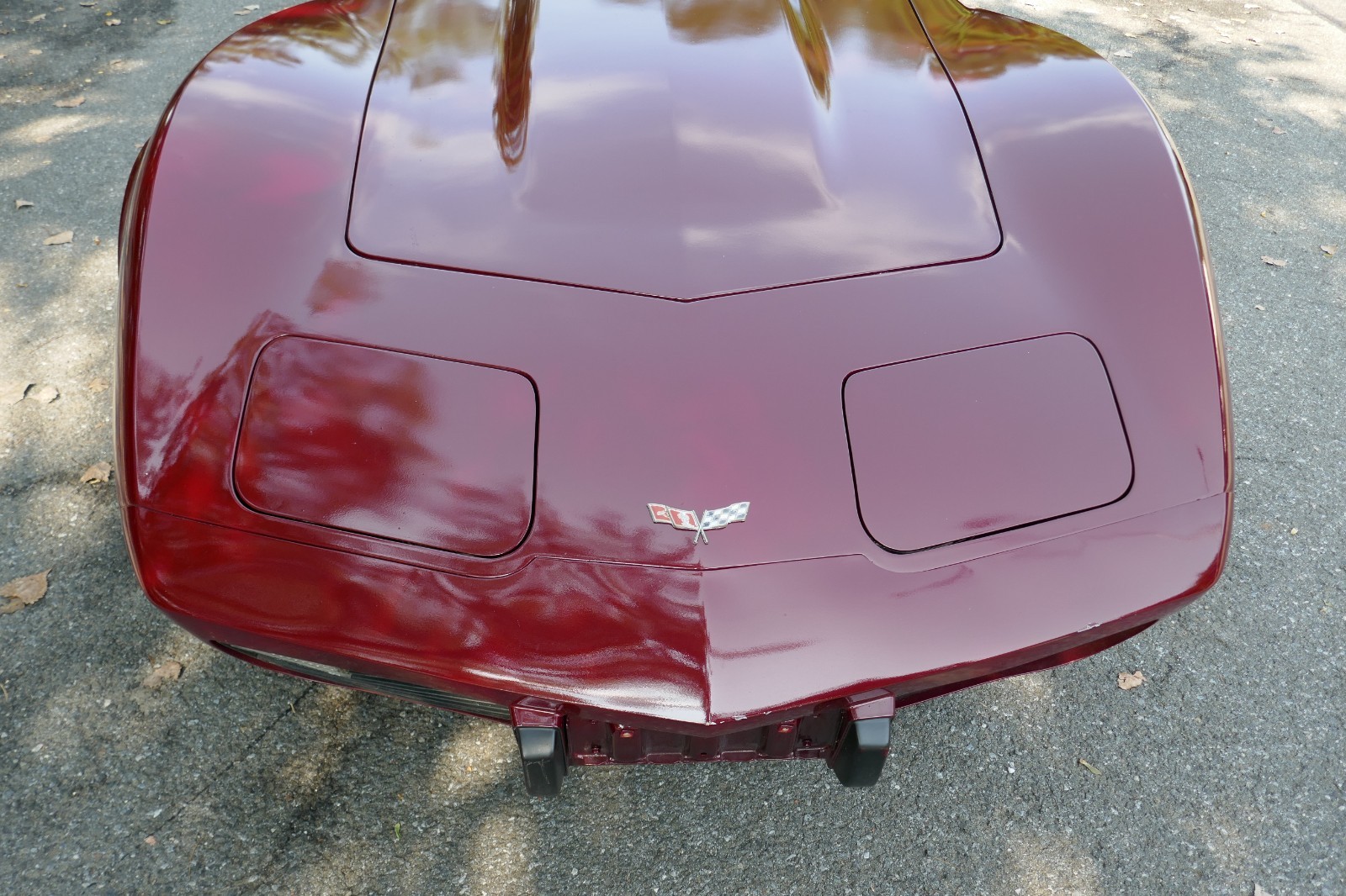 1977 Red Chevrolet Corvette   | C3 Corvette Photo 8