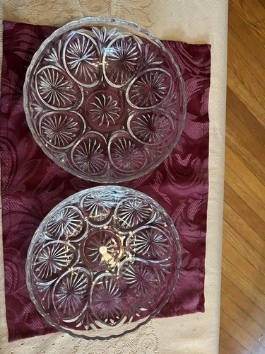 2 Vtg Anchor Hocking Medallion Starburst Bowls Clear 8 In W