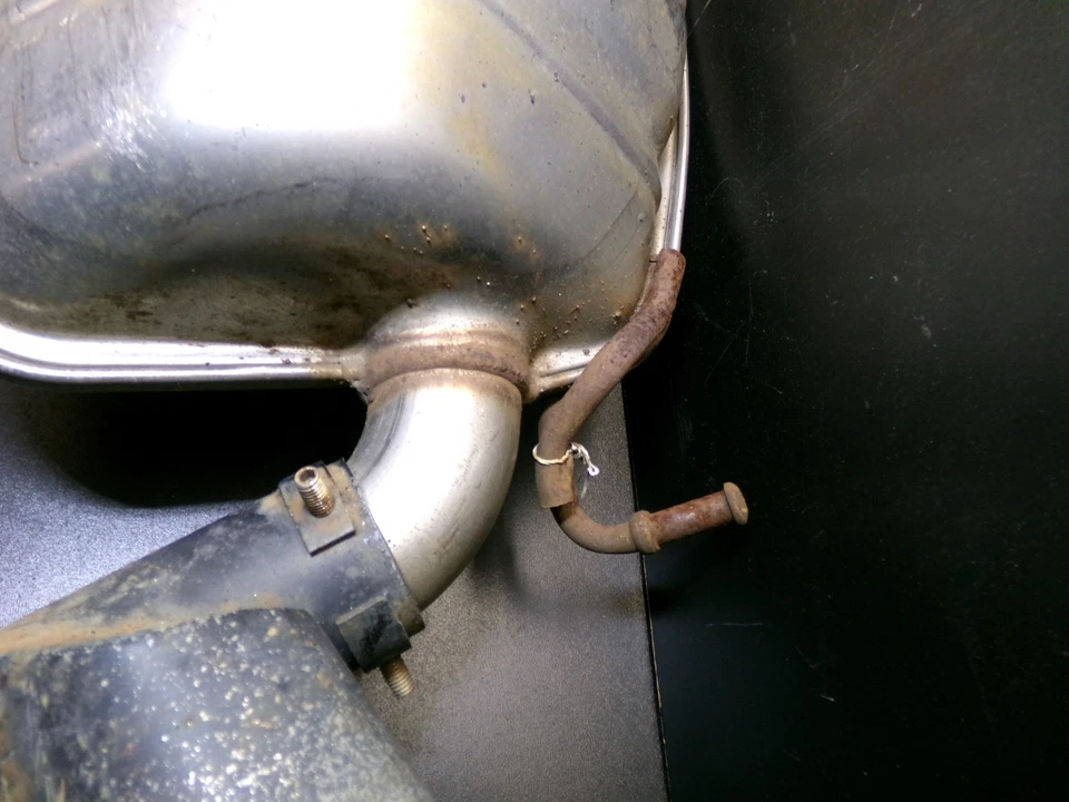 Rear Left Exhaust Muffler 2114911001 03-09 Mercedes Benz W211 E350 E280 E320 - Image 4 of 4