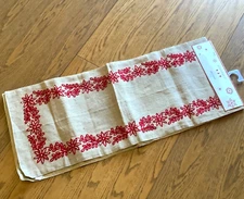 Storehouse Table Runner Christmas Brown Jute Red Yarn Flowers 14" by 72"