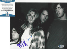 NIRVANA (KRIST NOVOSELIC & CHAD CHANNING) SIGNED 8x10 PHOTO 4 BECKETT COA BAS