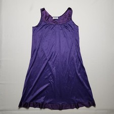 Vanity Fair Night Gown Made In USA Sleeveless Lace Accent Size Small Purple P4