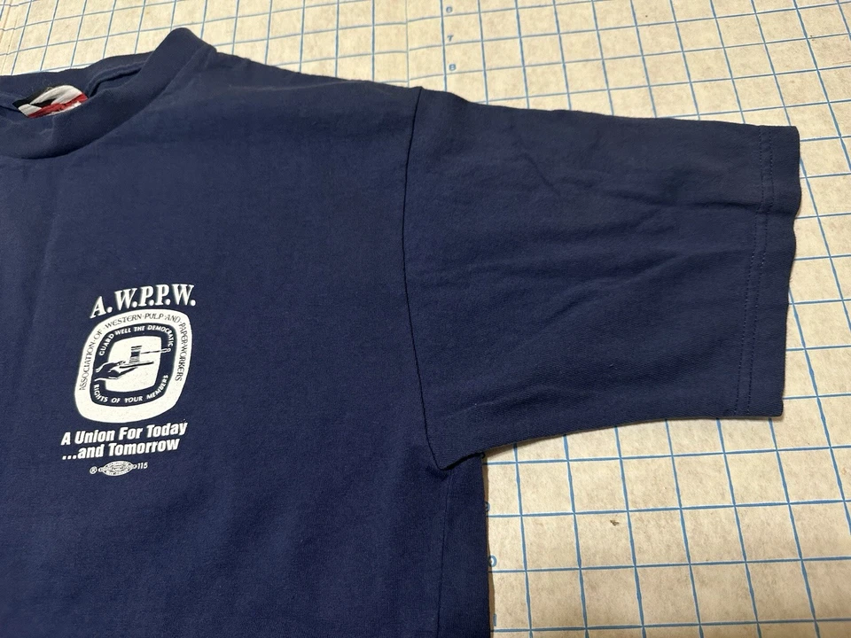 Camiseta Vintage AWPPW Union Grande Azul Fabricantes de Papel Western Pulp Union Line Foto 3 de 4